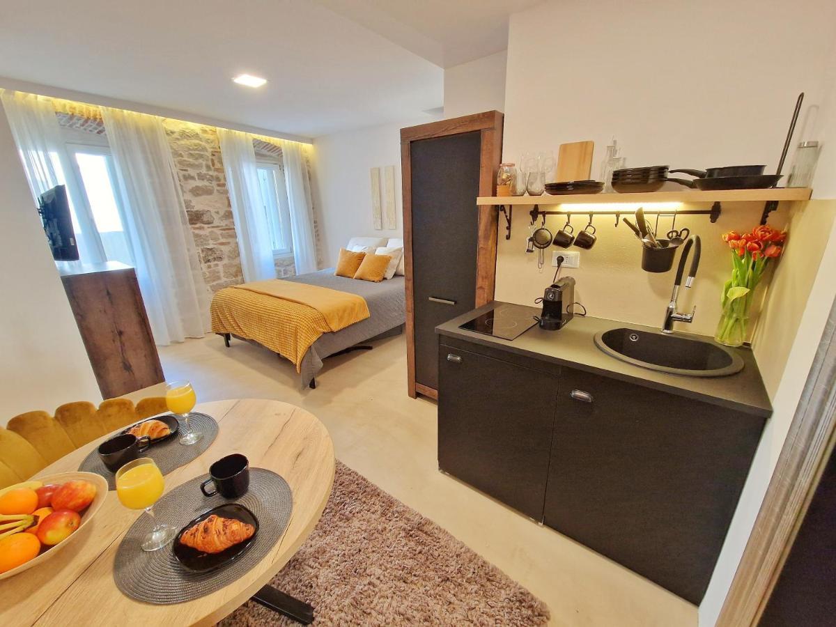 Hidden Oasis Appartement Rovinj Buitenkant foto