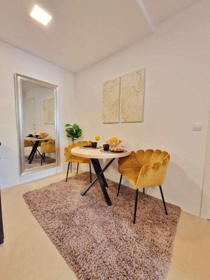 Hidden Oasis Appartement Rovinj Buitenkant foto